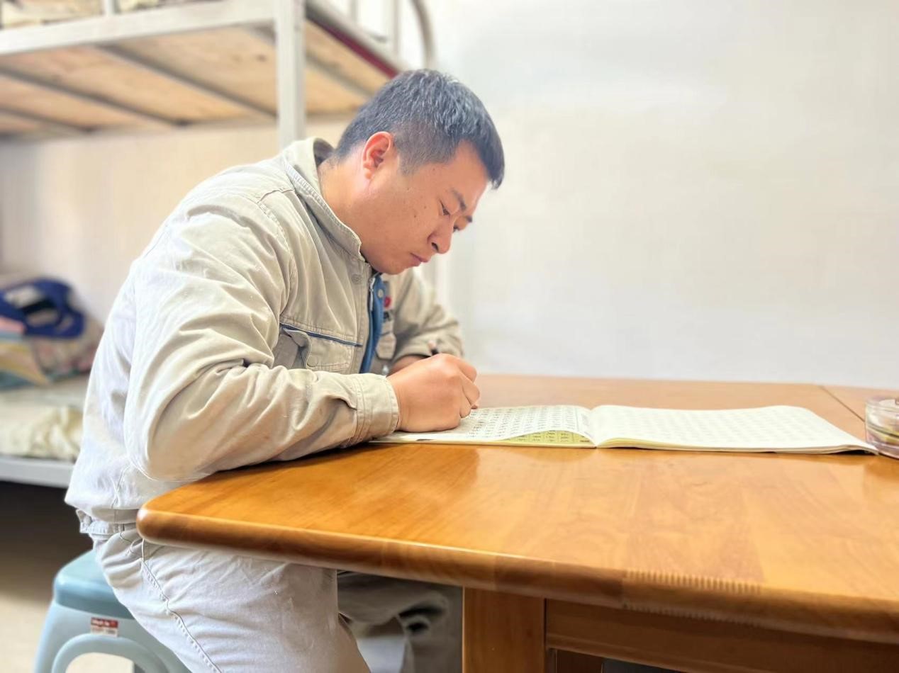 1698287074185.jpg 1.jpg